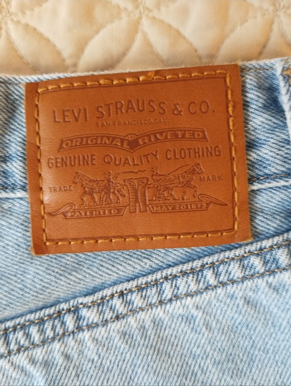 Levi's Premium Women's High Loose Jeans 26x31 Light Wash Wide Leg High Waist Y2K - Picture 8 of 10